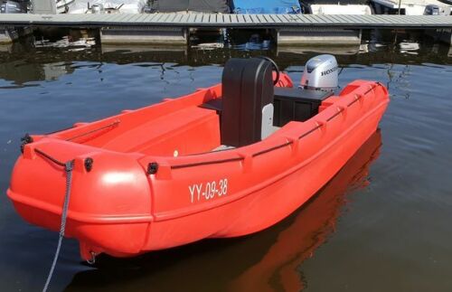 Łódź ratownicza WHALY 455 R